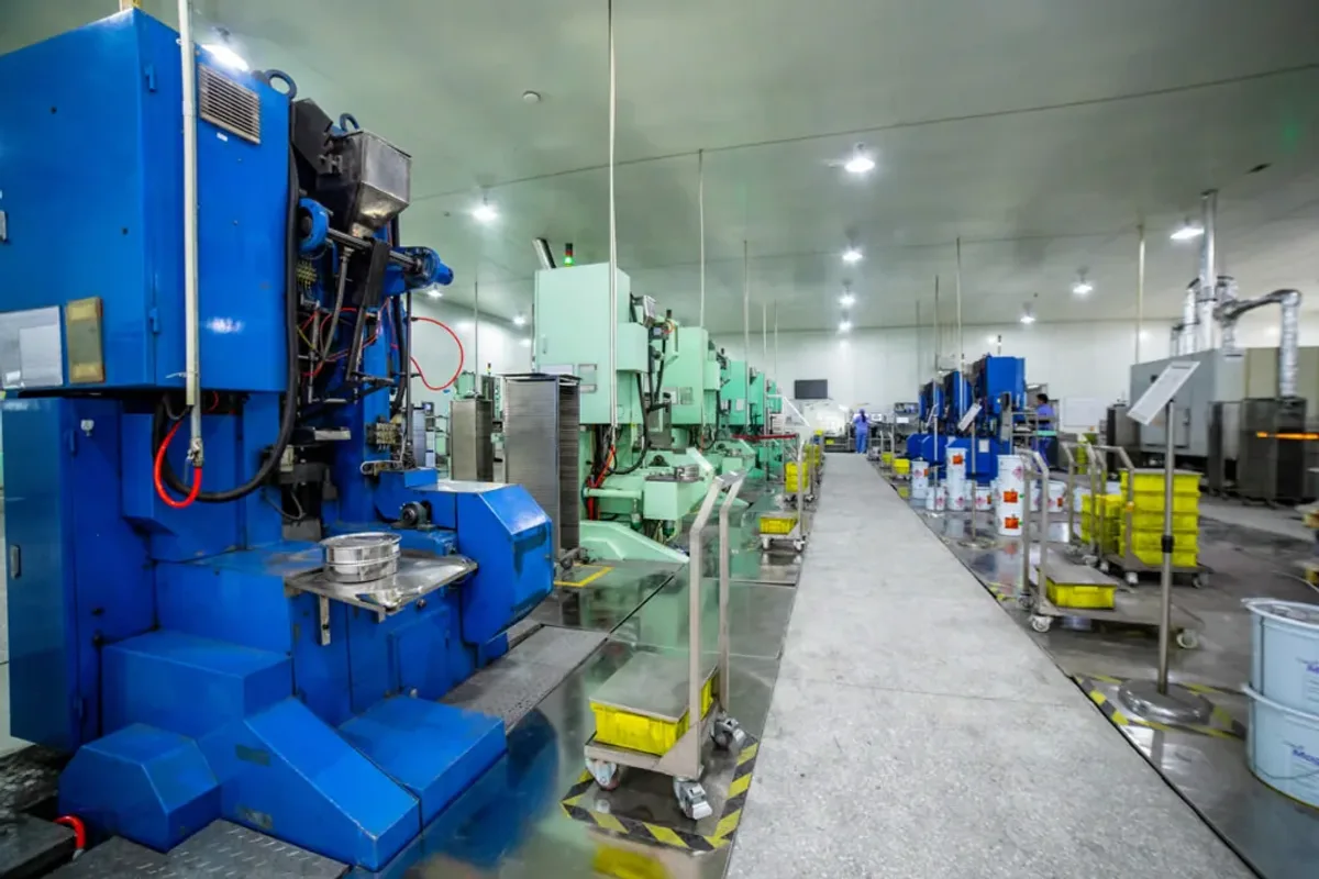overmolded magnet compound forming — bonded-magnet compression molding