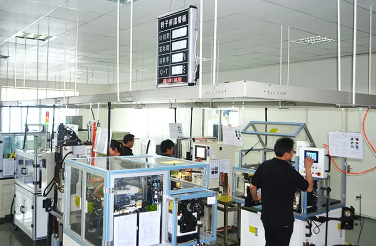rotor controlled rotor assembly — automatic magnet insertion